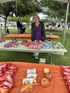 Chapter member Linda Munsey volunteering at the food tables