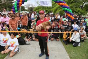 Ray Goldsworthy cutting the ribbon before the Walk